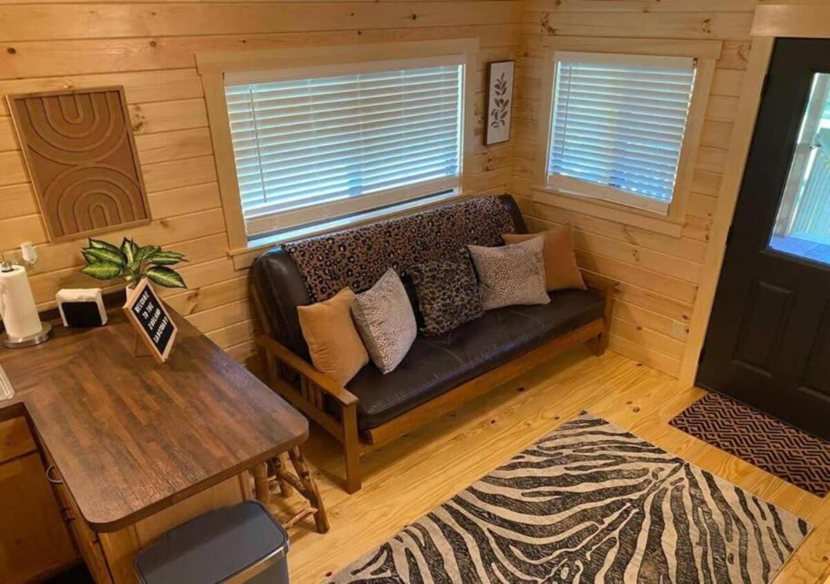 Serene 1Br Cabin Near Nc Z00 With Loft & Waterview 아셔보르 외부 사진